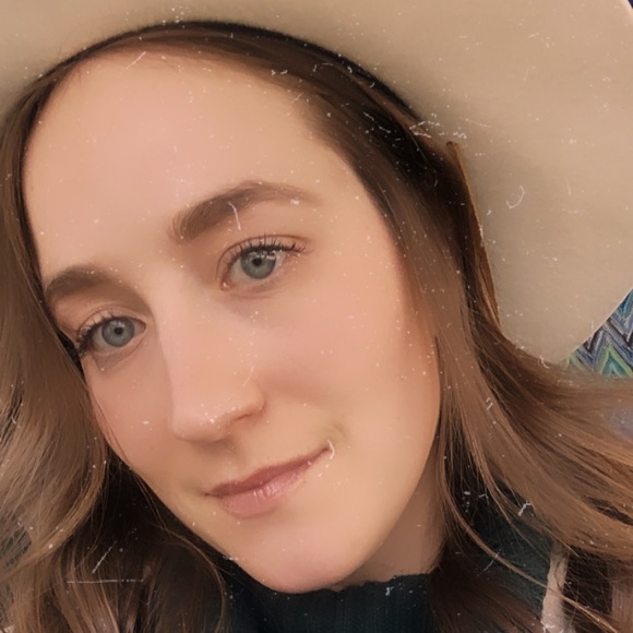 Meet your Posher, Natasha - Picture 1 of 1